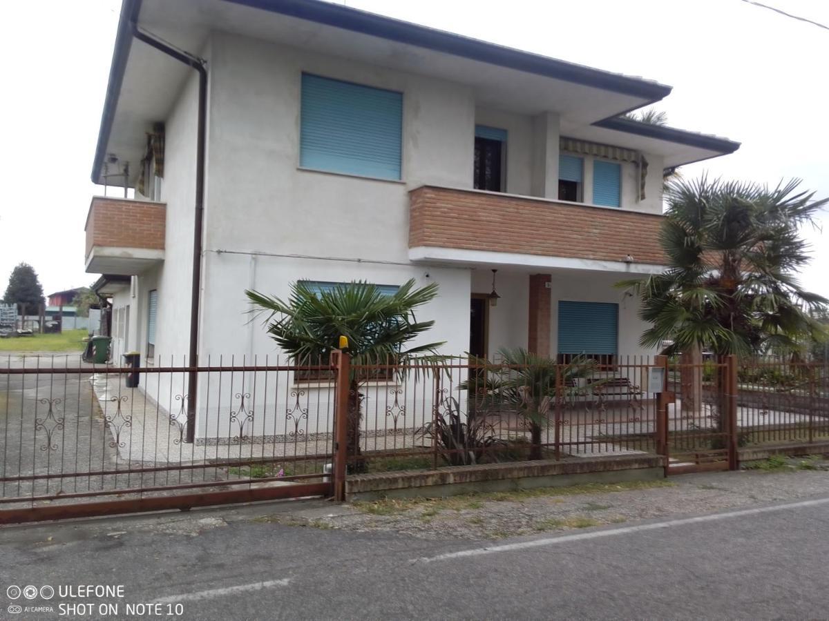 Casa Mamma Bed and Breakfast Camponogara Exterior foto
